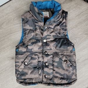 Sovereign Code Camo Puffy Vest